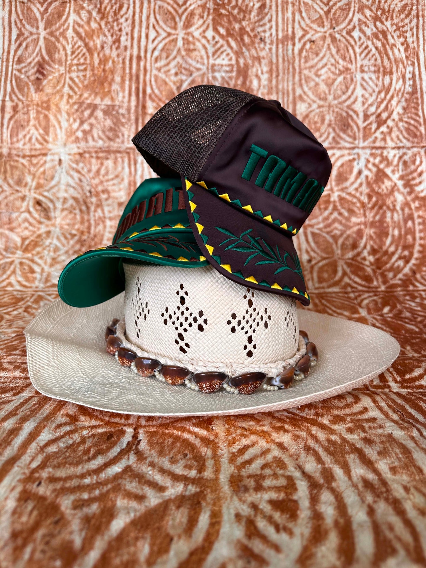 Parauri Satin Trucker Cap